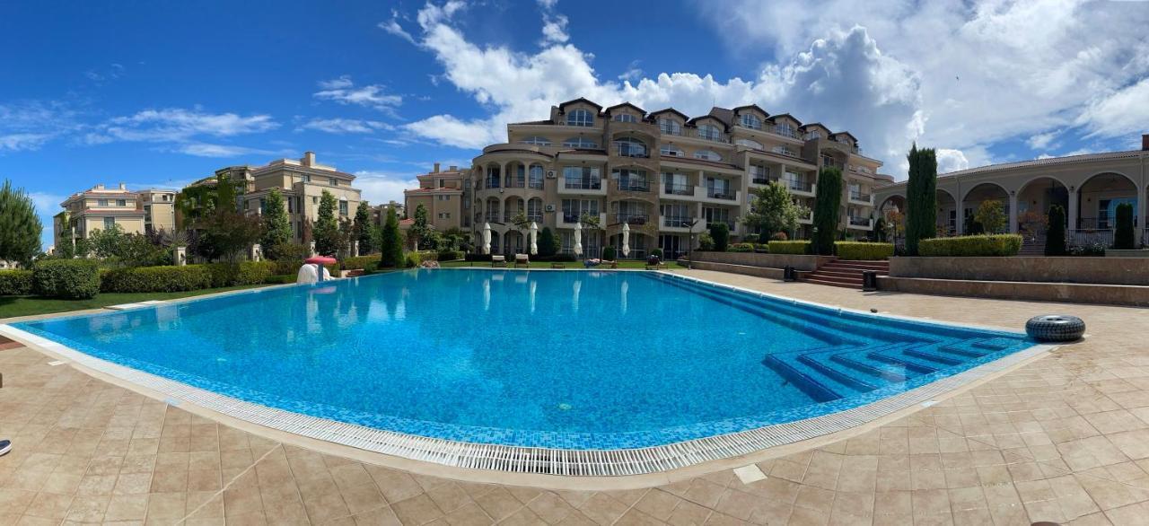 Provence Deluxe Apartment In Atia Resort تشيرنوموريتس المظهر الخارجي الصورة